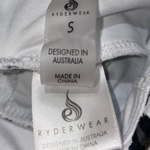 Ryder wear scrunch butt cheetah leggings,